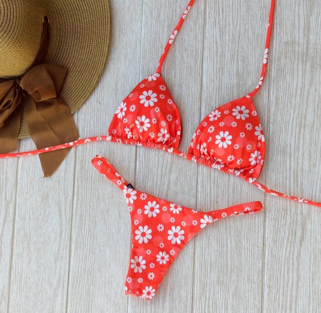 Biquíni Feminino Conjunto Alta Temporada – Top cortininha e Tanga Fio Dental